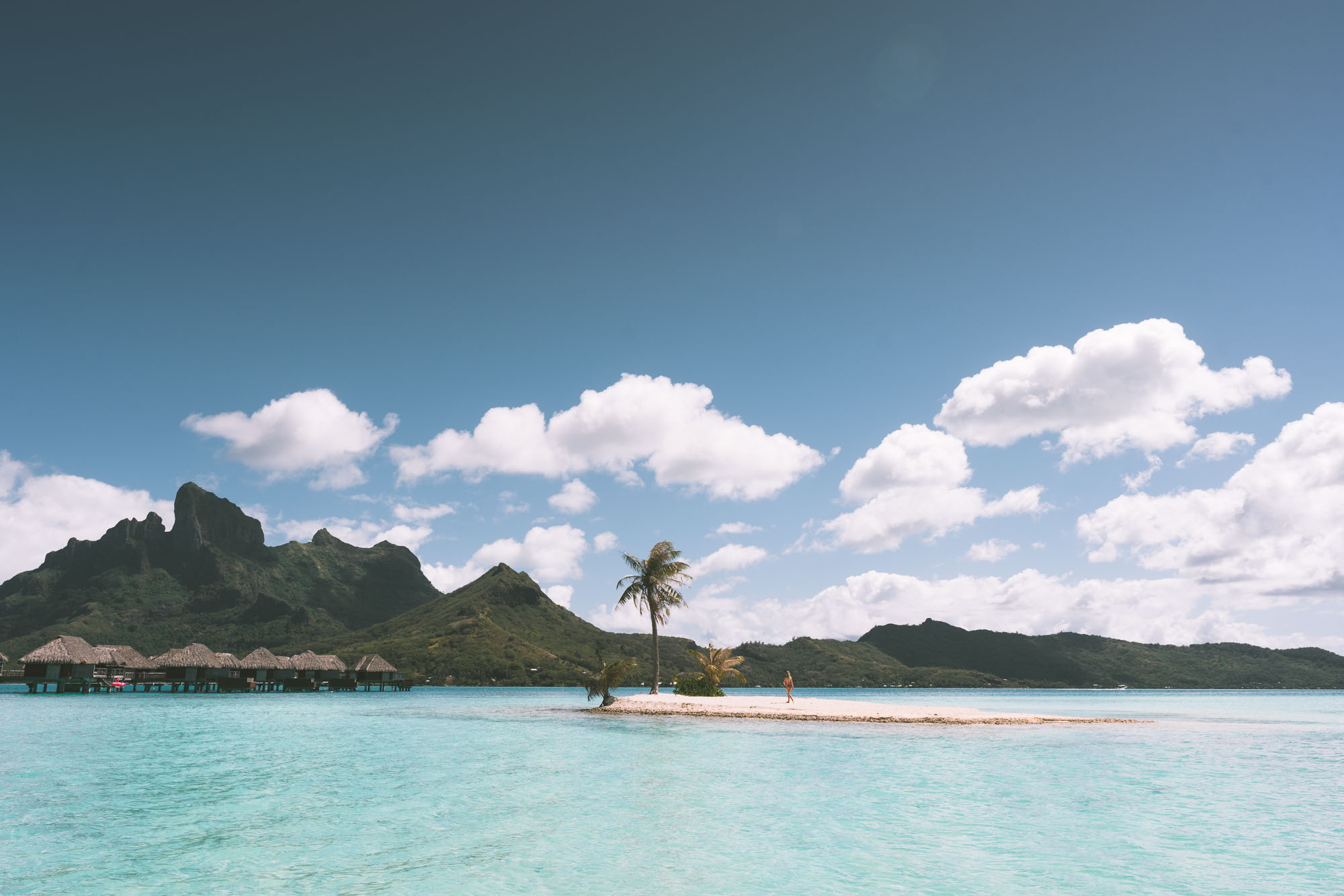 Honeymooning at Four Seasons Resort Bora Bora in Tahiti via @finduslost