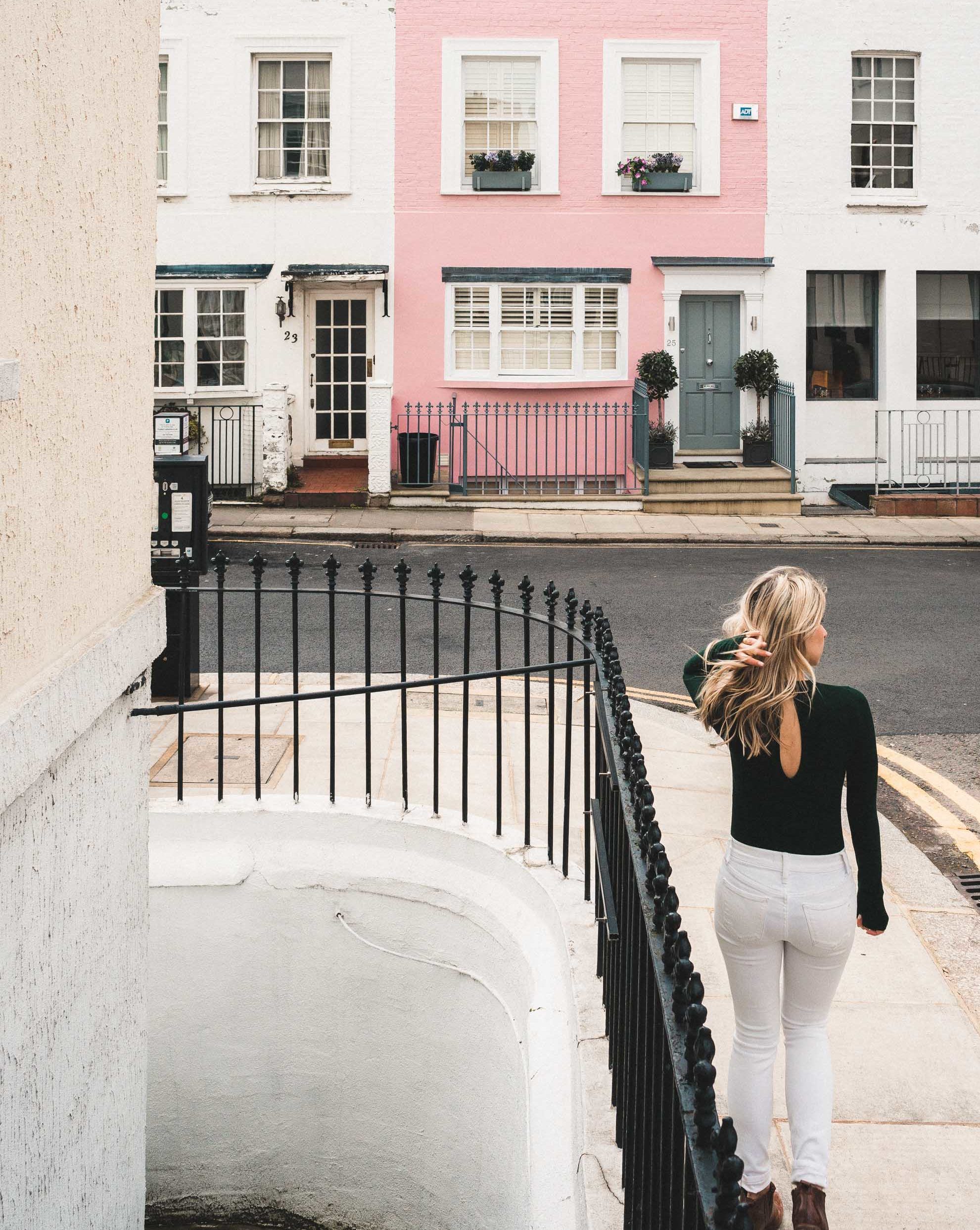 Notting hill pastel houses london england travel blogger Selena Taylor of Find Us Lost