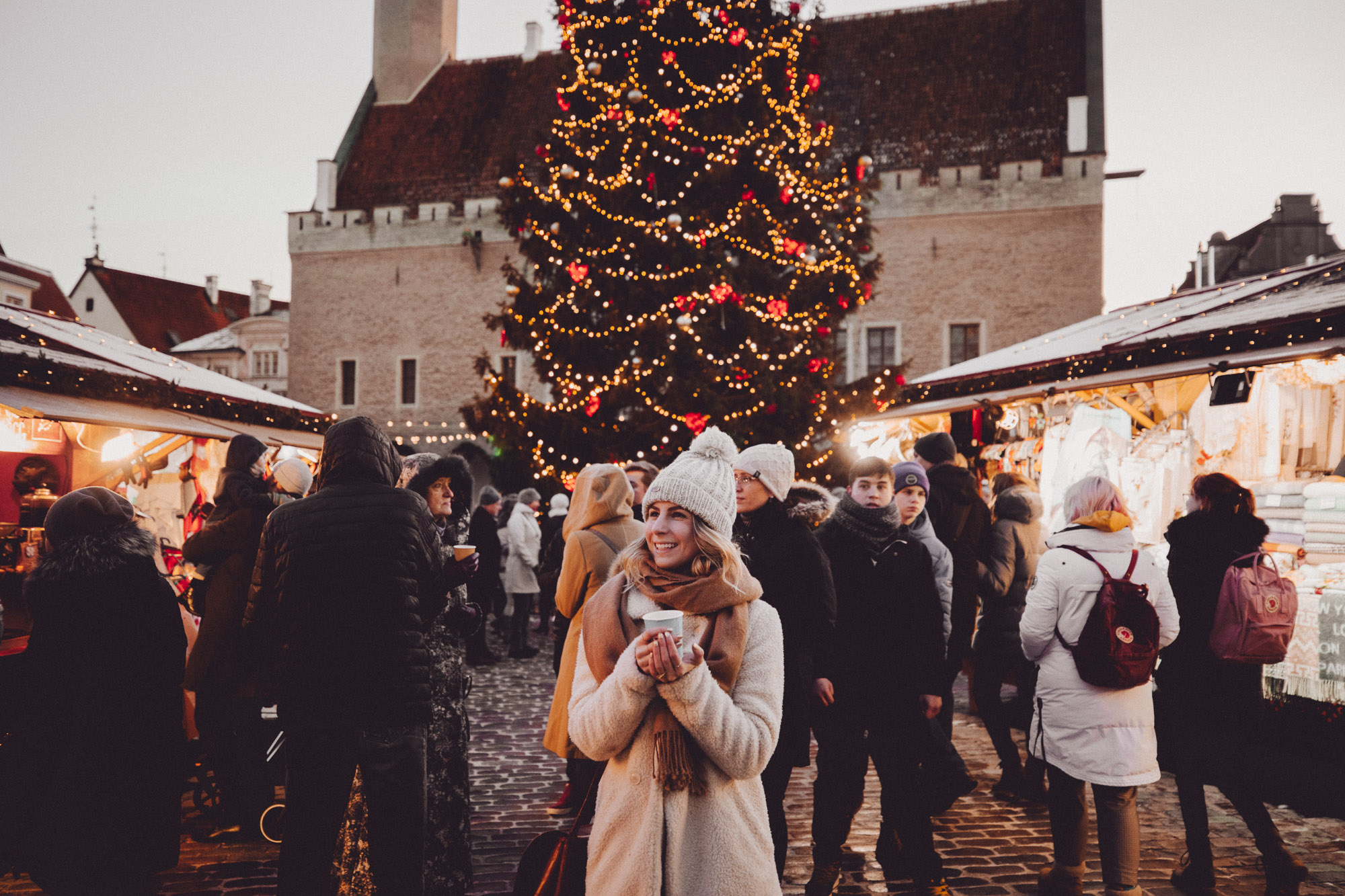 Tallinn Estonia Christmas Market in Winter via @finduslost 
